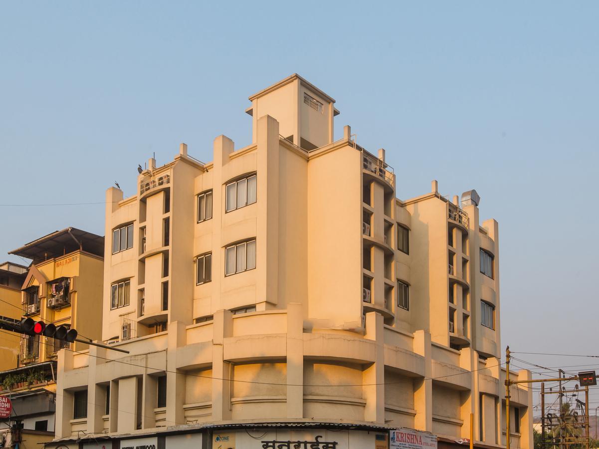 Oyo 13089 Hotel Gold Crest نافي مومباي المظهر الخارجي الصورة